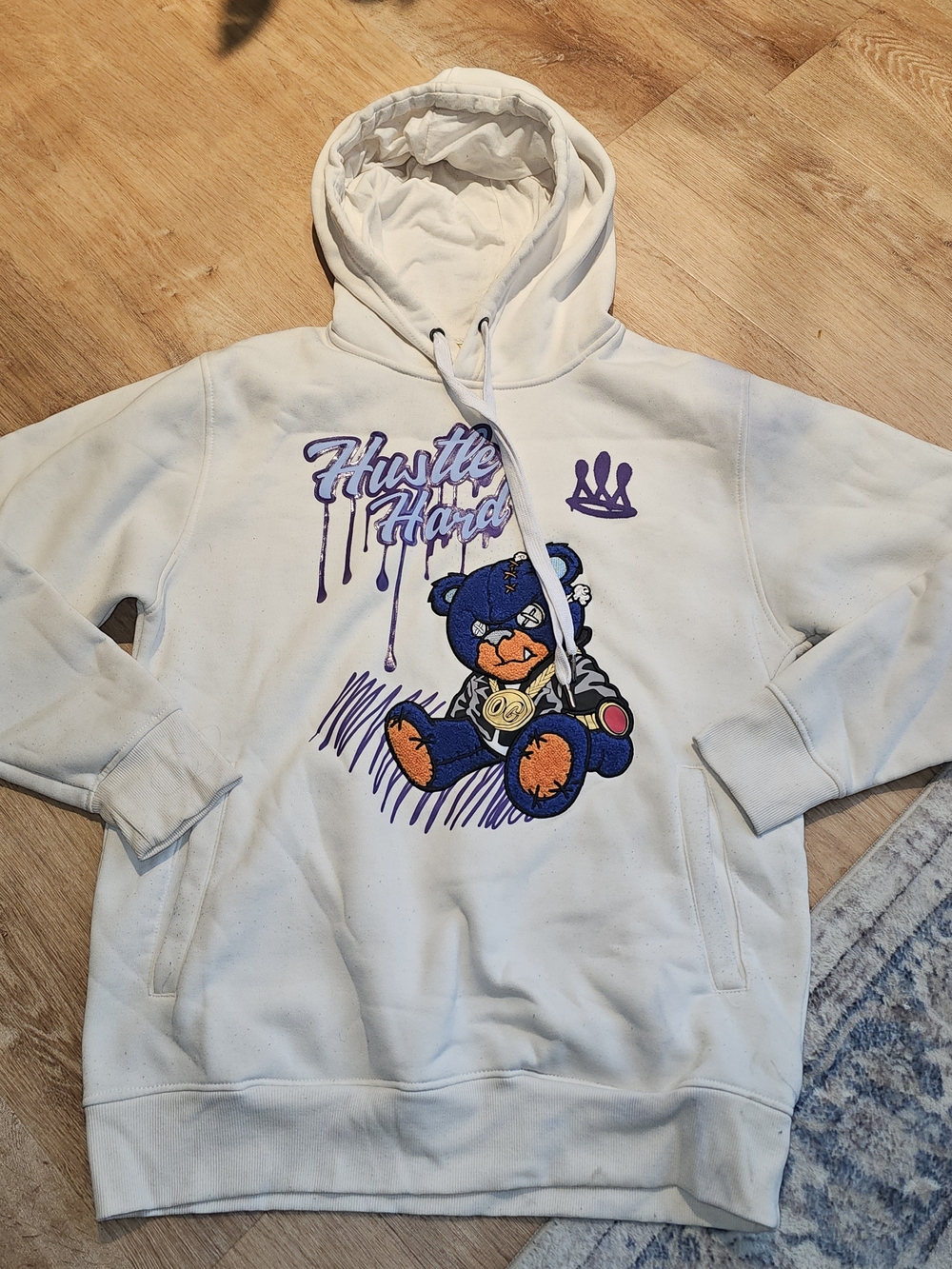 Mens large Bleecker & Mercer "Hustle Hard" graphic teddy bear hoodie white cream